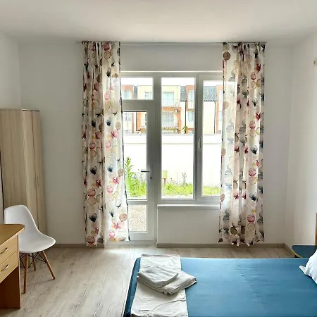 Sunny Escape Your Beachside Home Apartment Sunny Beach