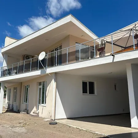 Apartment Sunny Escape Your Beachside Home